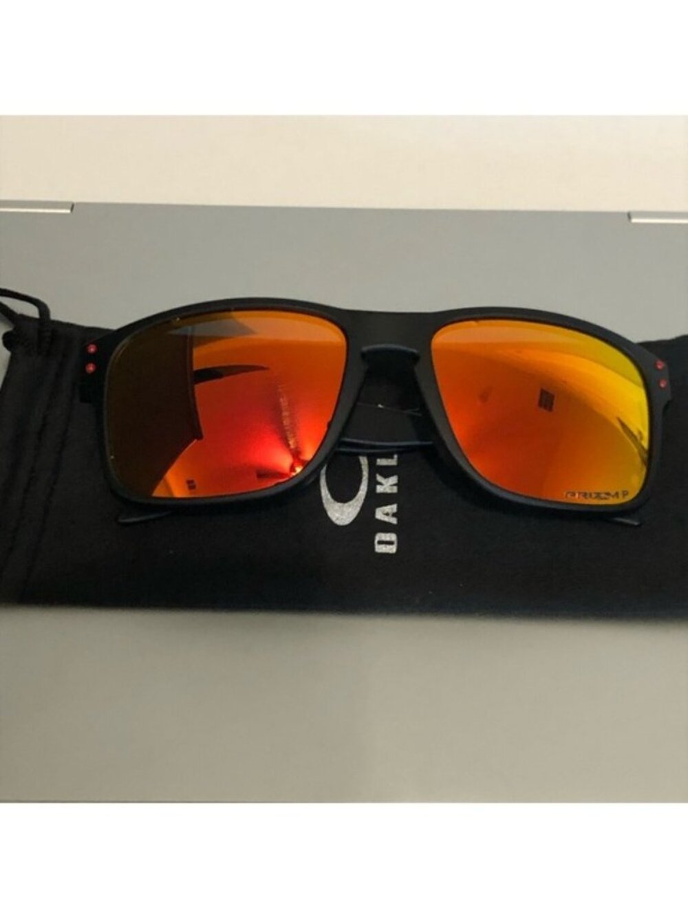 POLARIZED OAKLEY Holbrook Red Reflective Lenses 9102 - Picture 6 of 12